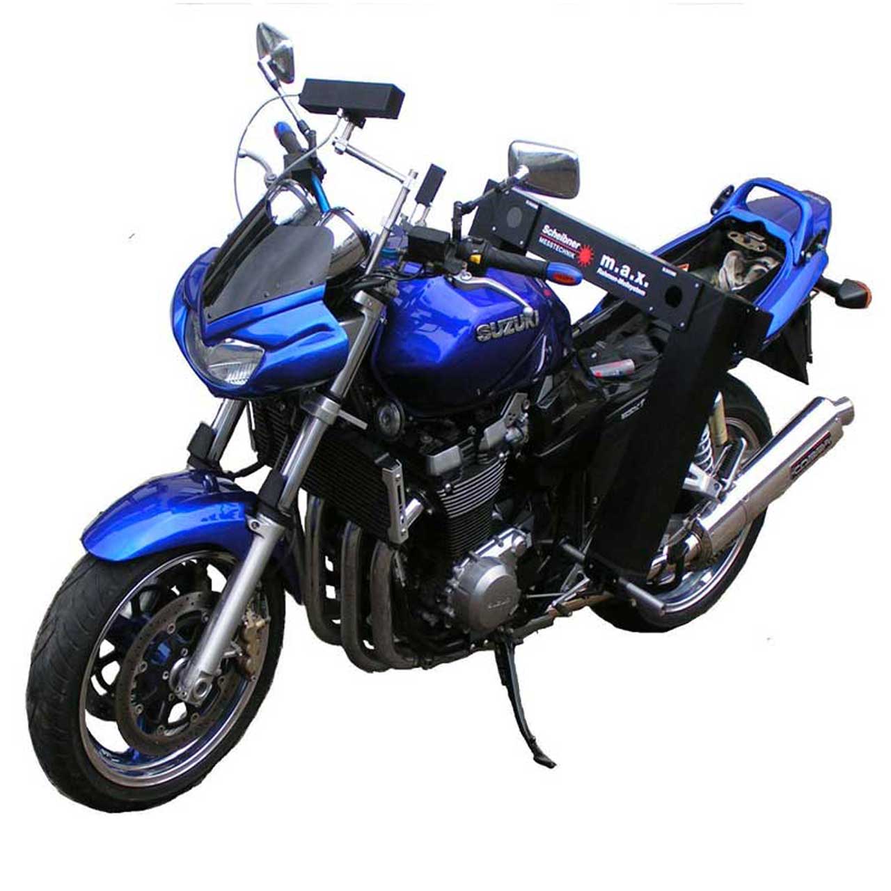 max_Motorrad-auf-Vermessungsrahmen Motorrad auf Vermessungsrahmensystem max